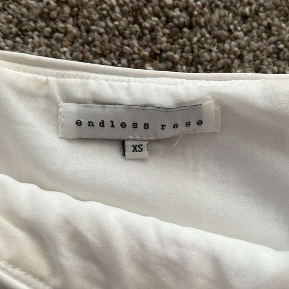 ENDLESS ROSE SEQUIN SKIRT - Picture 3 of 3